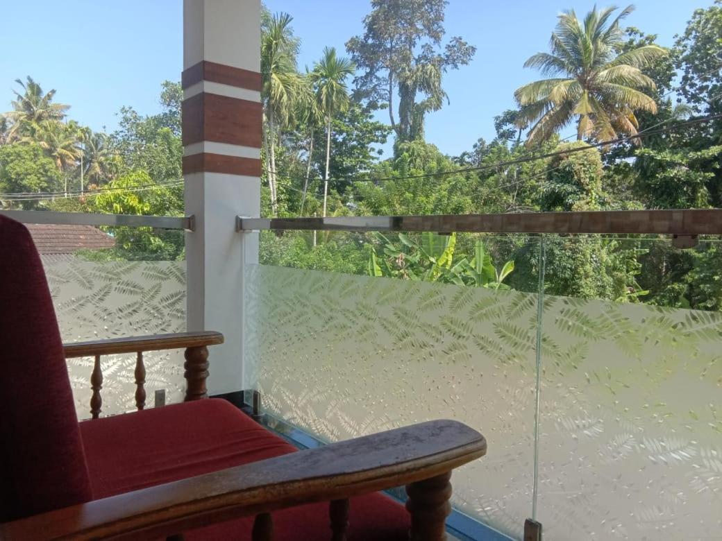 Dayout Regency Alappuzha Exterior photo