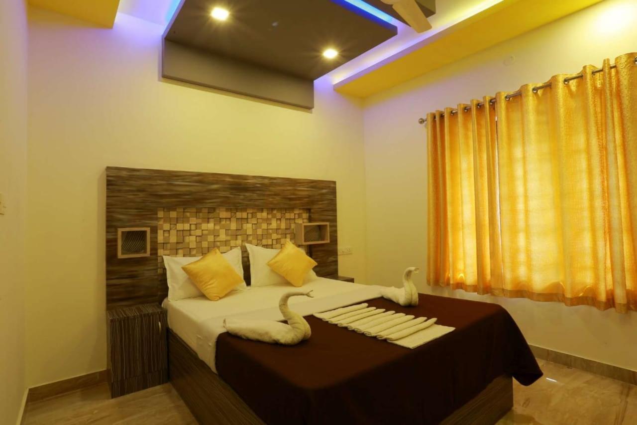 Dayout Regency Alappuzha Exterior photo